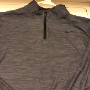 Men’s Nike long sleeve shirt